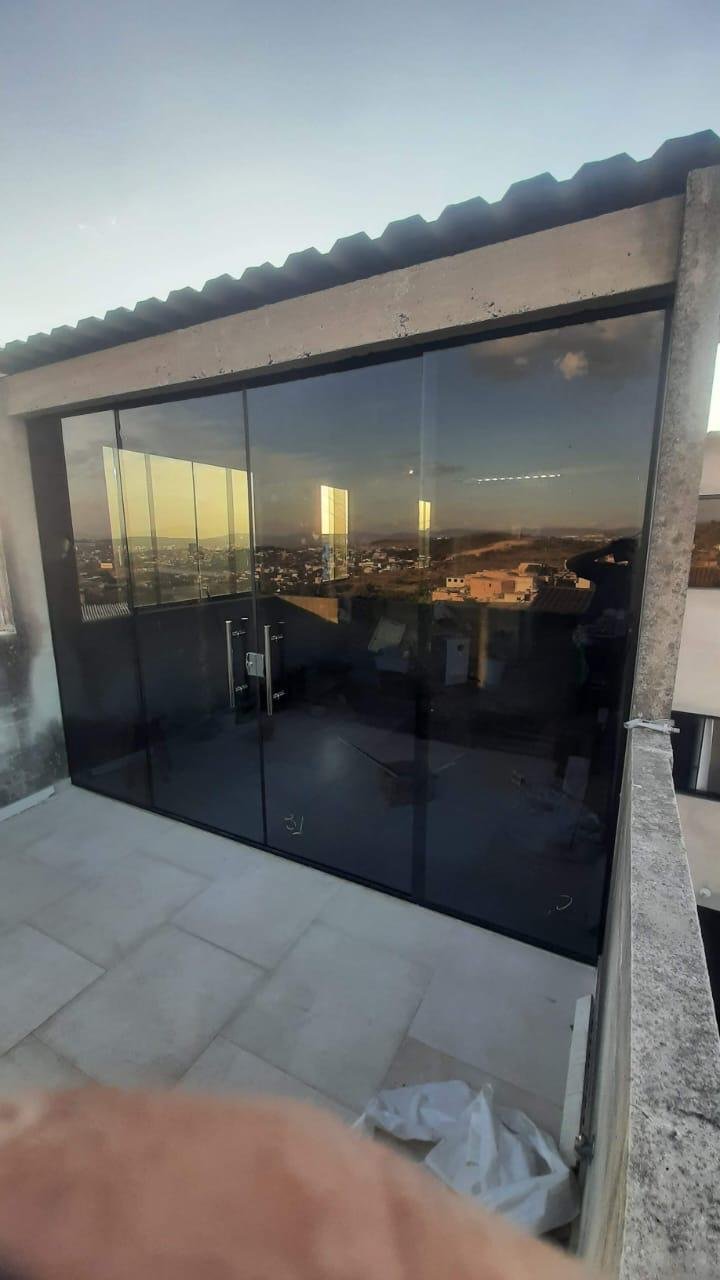 Porta De Vidro Fumê Sacada