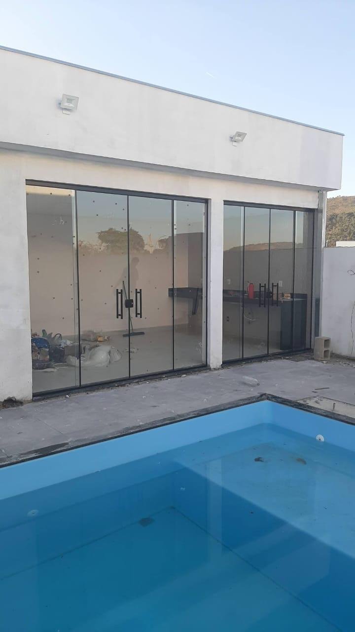 Porta Entrada Piscina